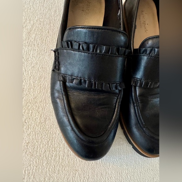 KATE SPADE Womens Black Leather Chunky Ruffle Loafers, Size 8 - Picture 3 of 9
